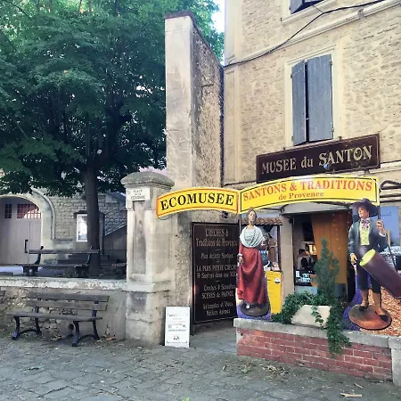 Sejour Authentique Et Provencal
