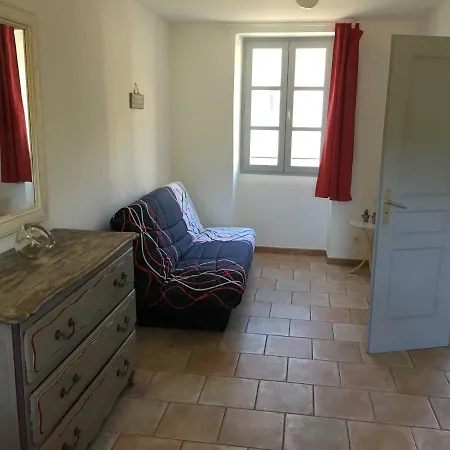 Sejour Authentique Et Provencal